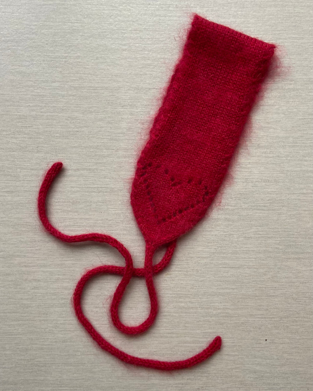 Lace heart headwarmer