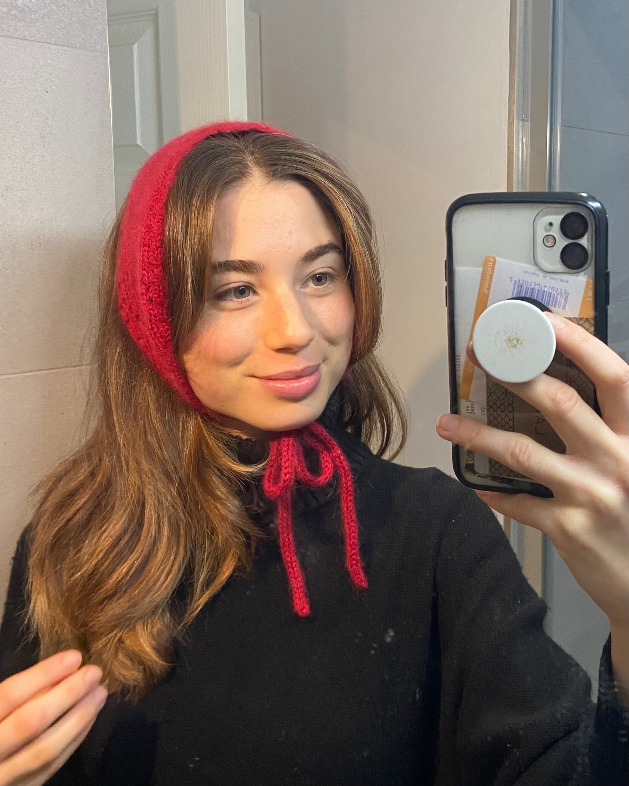 Lace heart headwarmer