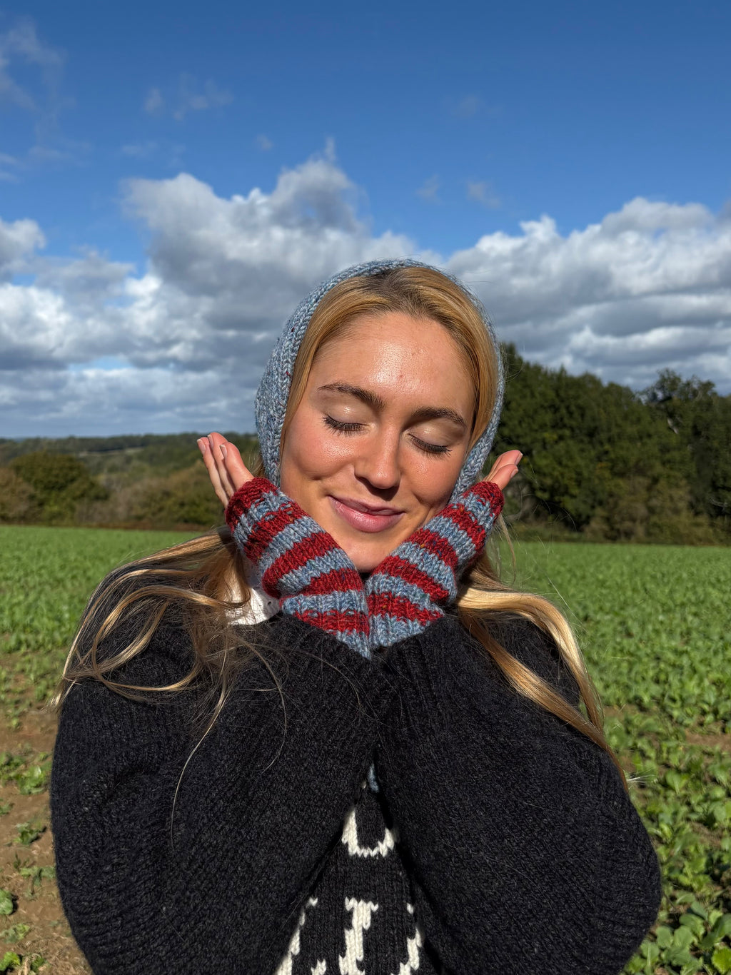 Striped gloves